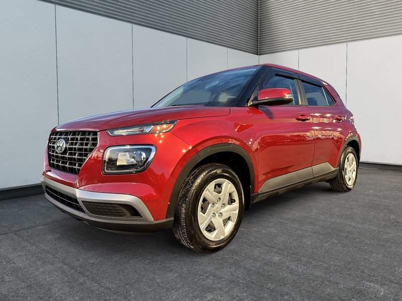 2023 Hyundai Venue Essential Heated seats + Reversing camera + CarPlay