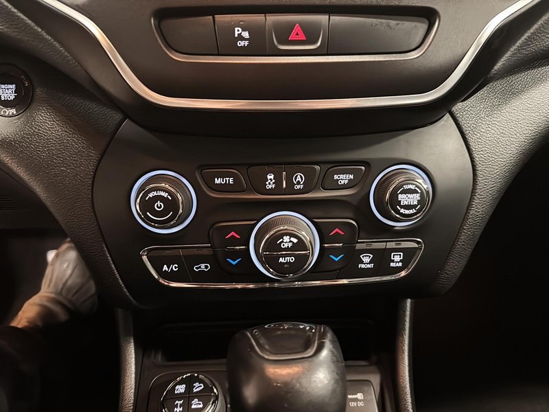 Jeep Cherokee Trailhawk Elite 2021 Cuir + Toit Pano + Navigation