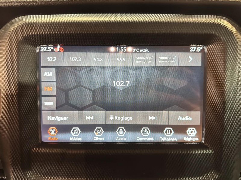 2023 Jeep Gladiator Willys + Boîte de Fibre 4X4 + Heated seats + Back up camera