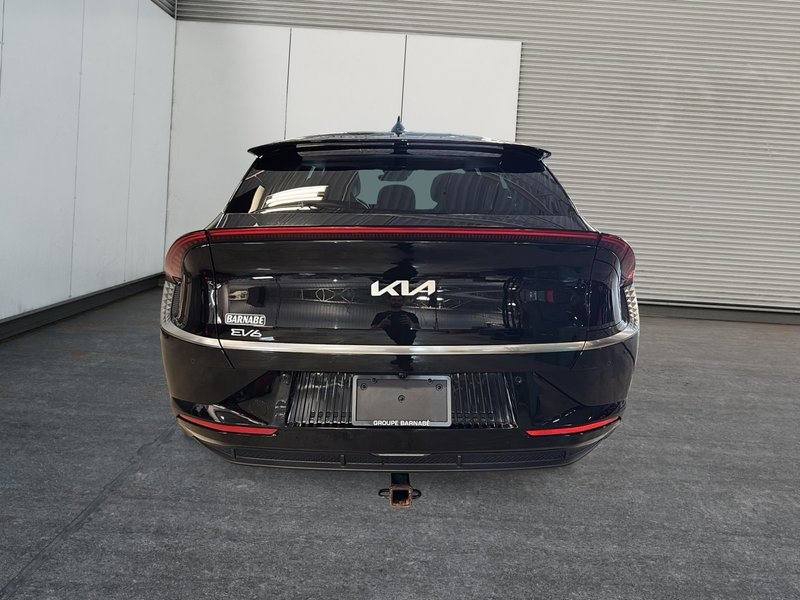 2024 Kia EV6 LAND AWD AWD LONG RANGE + Carplay + Back up camera