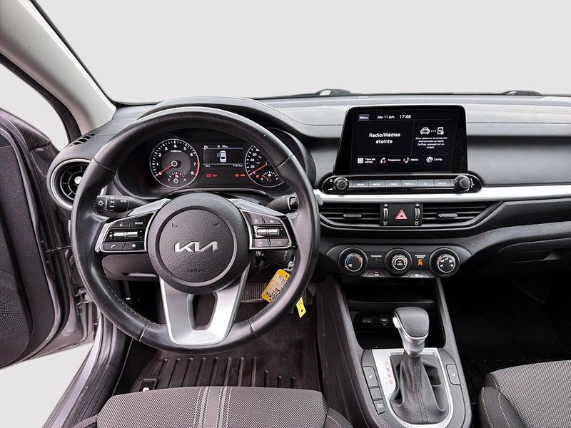 2022 Kia Forte LX Heated seats + Back up Camera