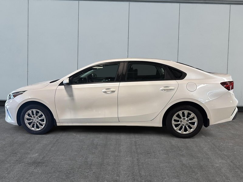 Kia Forte LX 2024 CARPLAY + CAMÉRA DE RECUL + SIÈGES CHAUFFANTS