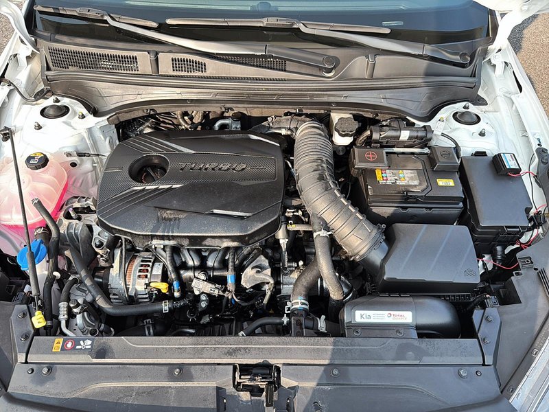 Kia Forte5 GT LIMITED 2023 1.6L Turbo Navi + GPS + Harman Kardon