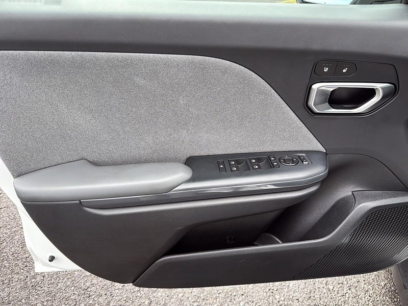 Kia K4 LX 2025 Apple Car Play - Sièges chauffants