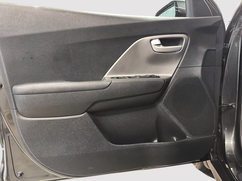 2022 Kia Niro EV EX+ Up to 385km of range