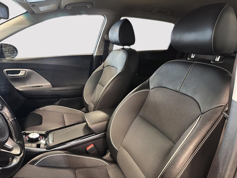 2022 Kia Niro EV EX+ Up to 385km of range