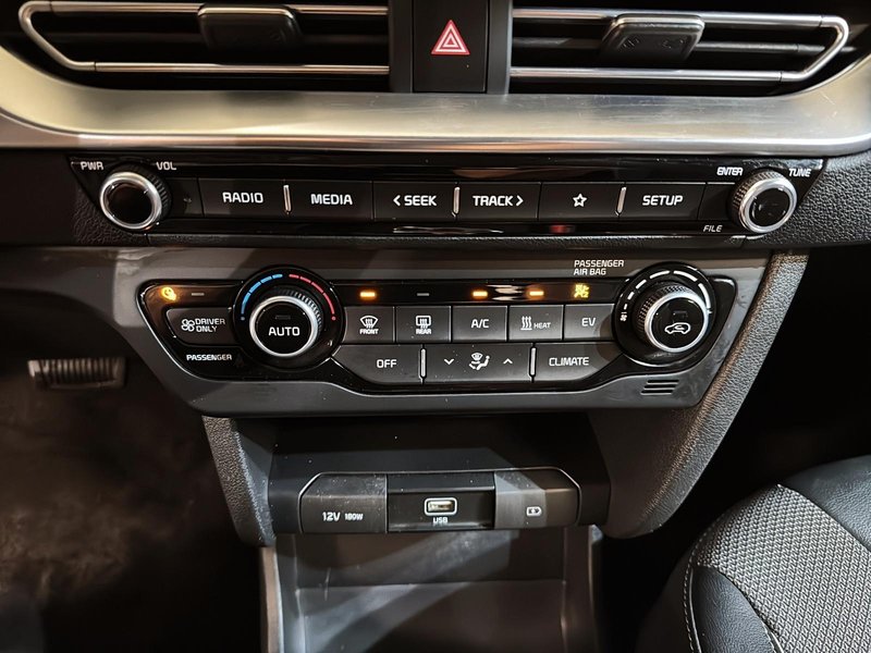 2022 Kia Niro EV EX+ Up to 385km of range