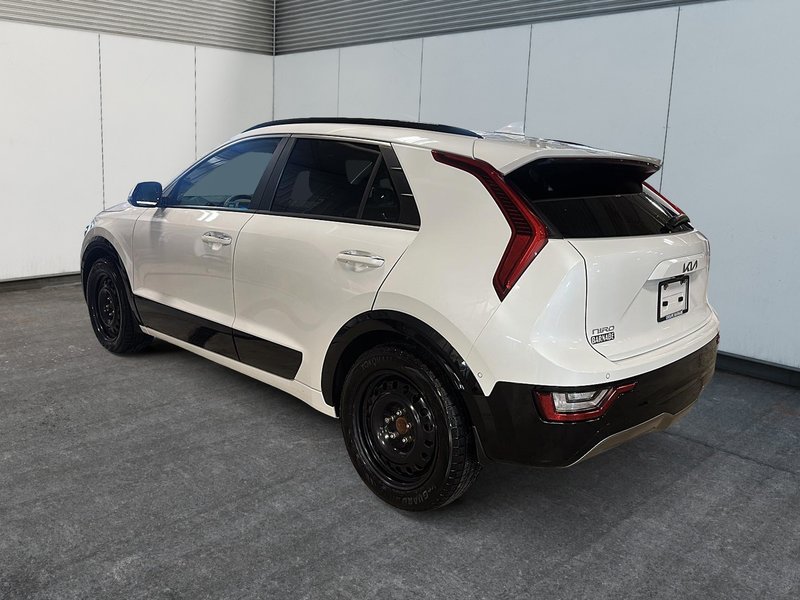 2023 Kia Niro EV Limited 100% Electric + Nav + Sunroof