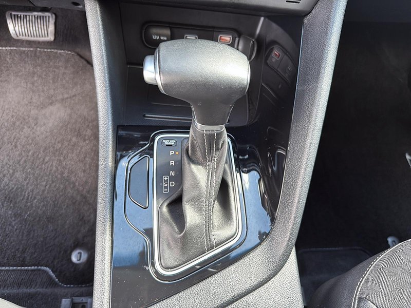 2022 Kia NIRO SX Touring Ventilated seats - Sunroof - Navigation