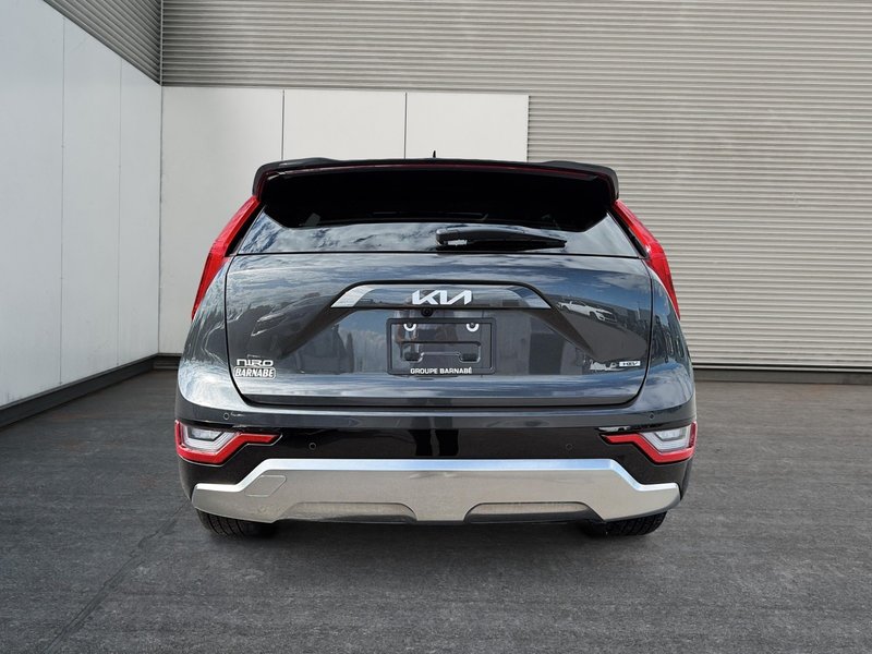 2025 Kia Niro SX HYBRID Sunroof + Leather + Backup camera