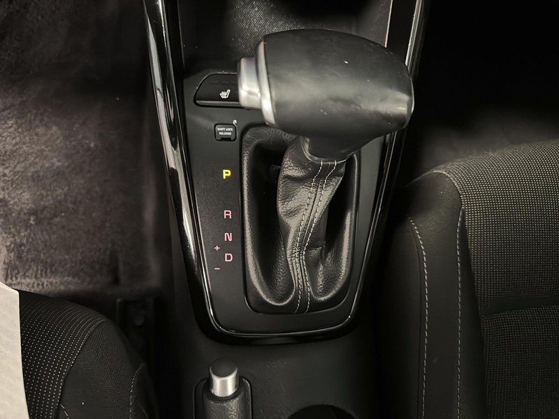 Kia Rio 5-door EX 2018 Toit ouvrant + Caméra de recul + Sièges chauffants