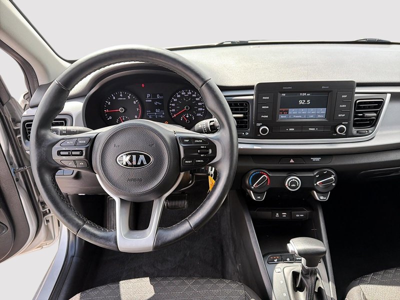 2019 Kia Rio 5-door LX + Carplay + Heated Seats + Backup camera