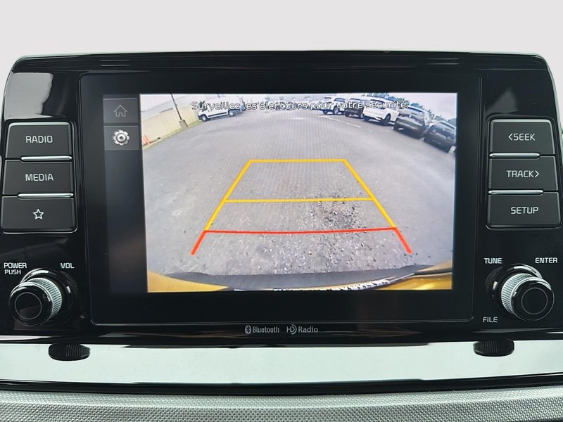 2022 Kia Seltos LX Carplay + Back up cam