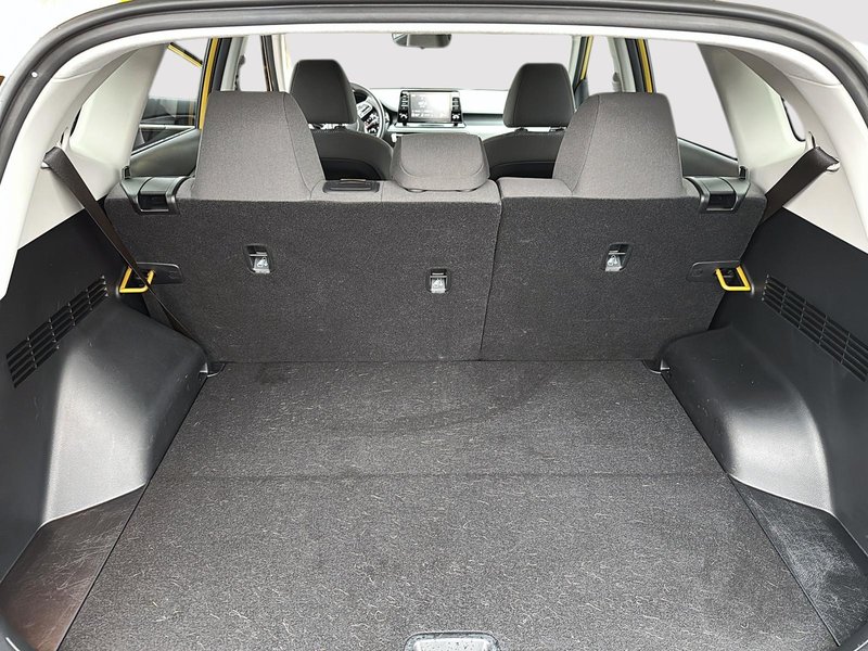2022 Kia Seltos LX Carplay + Back up cam