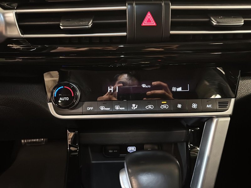 2022 Kia Seltos EX AWD + Leather + Heated seats + Back up camera