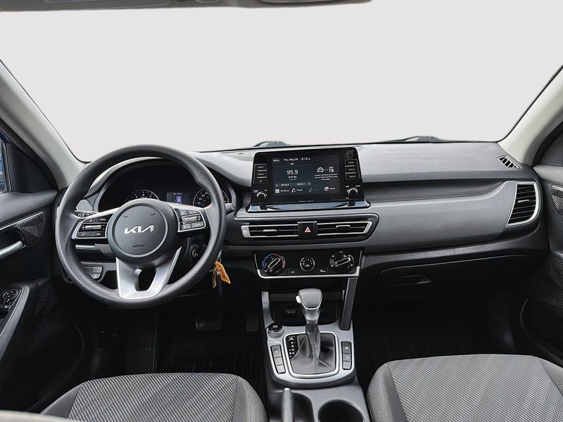 2022 Kia Seltos LX Heated seats + Carplay