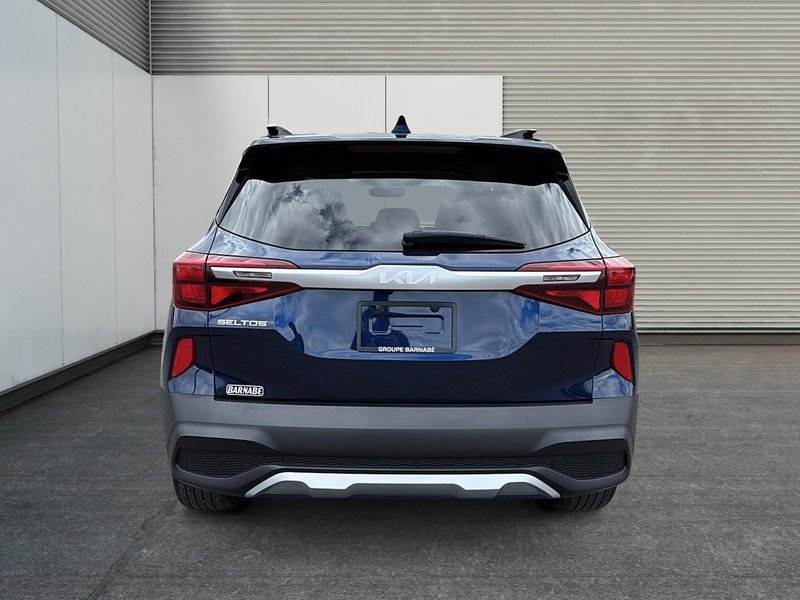Kia Seltos LX 2023 Sièges chauffants - Détecteur d'angles morts - Apple Car Play