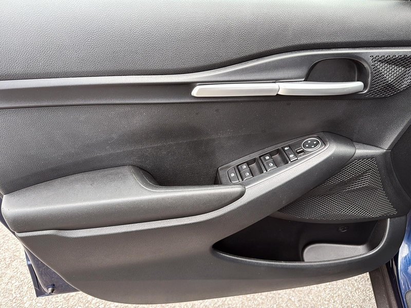 Kia Seltos LX 2023 Sièges chauffants - Détecteur d'angles morts - Apple Car Play