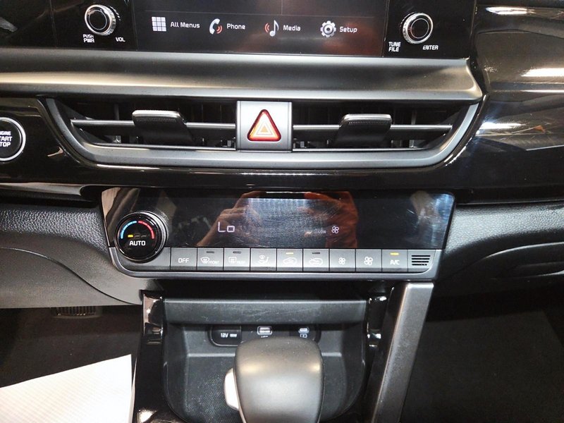 2024 Kia Seltos EX AWD + Sunroof + Leather + Backup camera