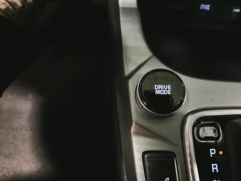 2024 Kia Seltos LX AWD + CARPLAY + BACK UP CAMERA