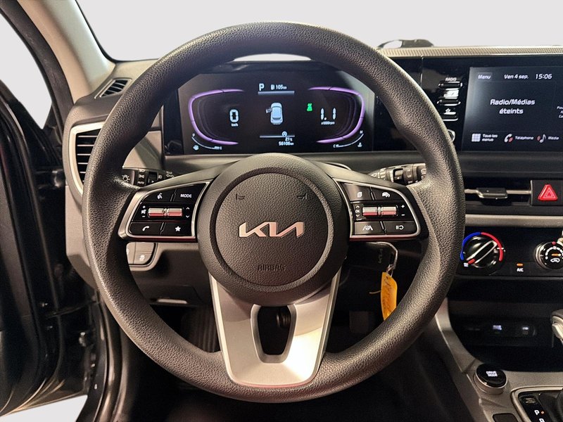 2024 Kia Seltos LX AWD + CARPLAY + BACK UP CAMERA