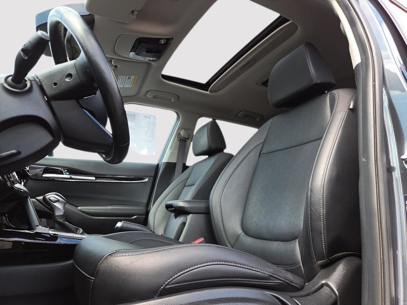 Kia Seltos EX 2025 AWD + Toit ouvrant + Cuir + Camera de recul