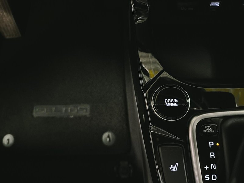 2026 Kia Seltos EX AWD AWD + CARPLAY + BACK UP CAMERA