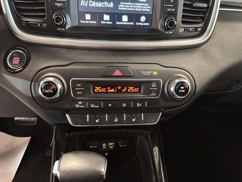 2019 Kia Sorento EX+ AWD + Panoramic roof + Leather + Carplay