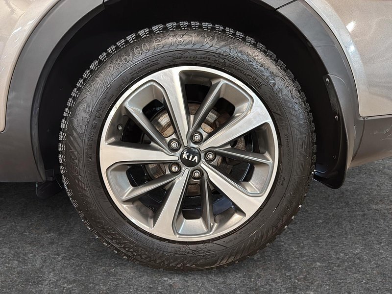 2019 Kia Sorento EX+ AWD + Panoramic roof + Leather + Carplay