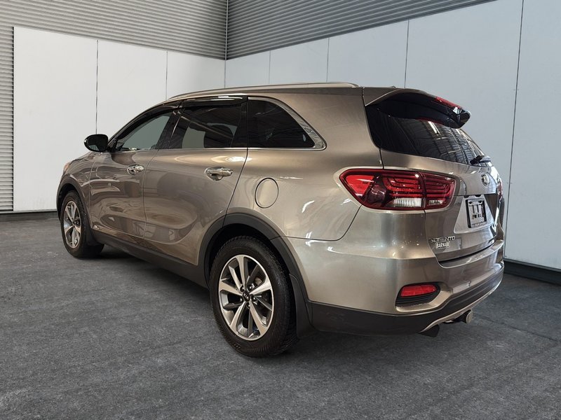 2019 Kia Sorento EX+ AWD + Panoramic roof + Leather + Carplay