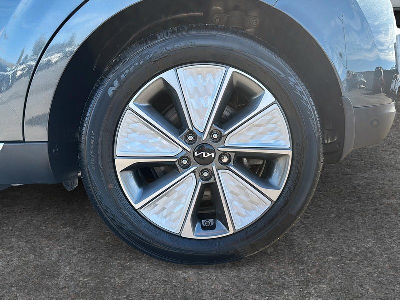 Kia SOUL EV LIMITED 2023 Jusqu'à 385km d'autonomie + Navigation + toit ouvrant