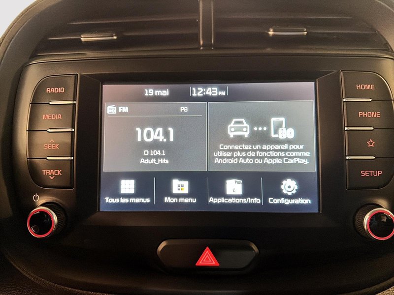 2021 Kia Soul LX A/C + Backup camera