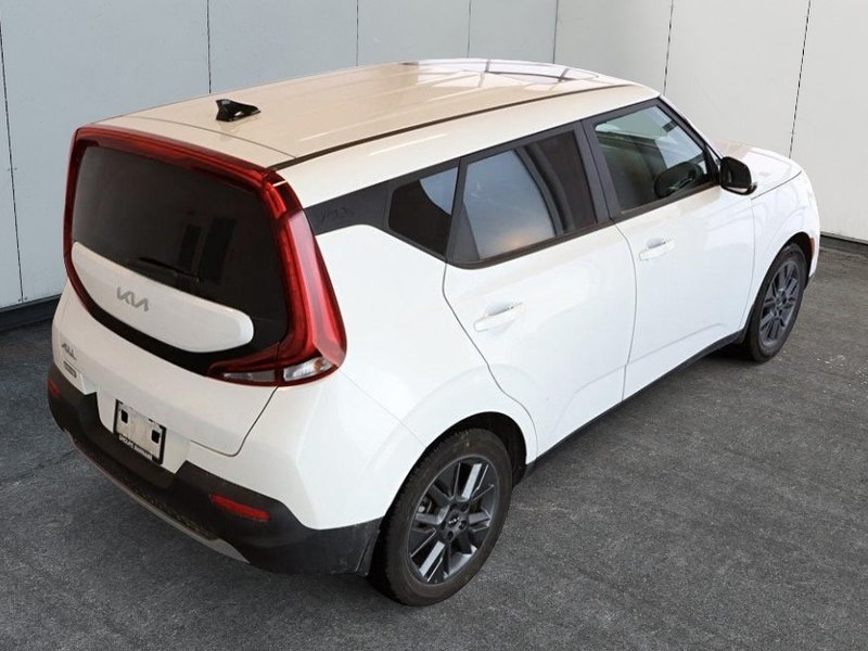 2022 Kia Soul EX Plus | Toit-Ouvrant | Camera | ***Big Screen/AppleCarplay***