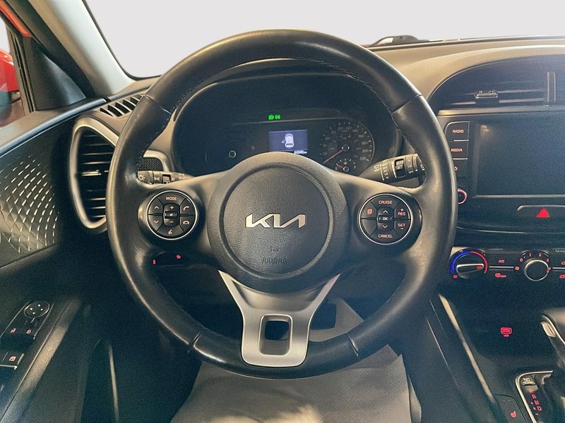 2022 Kia Soul EX Heated seats + Back up Camera