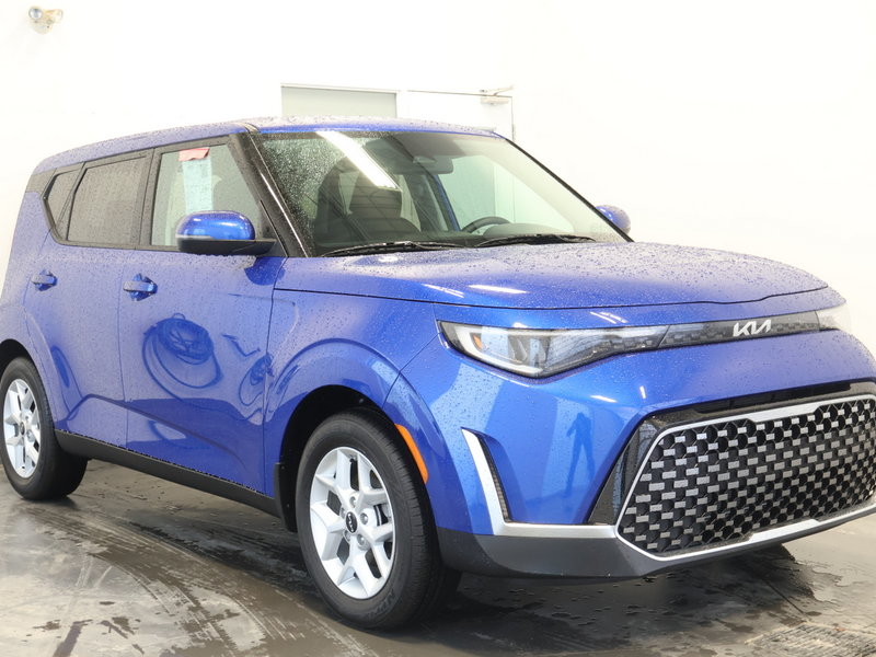 2024 Kia Soul EX | Like New ! |