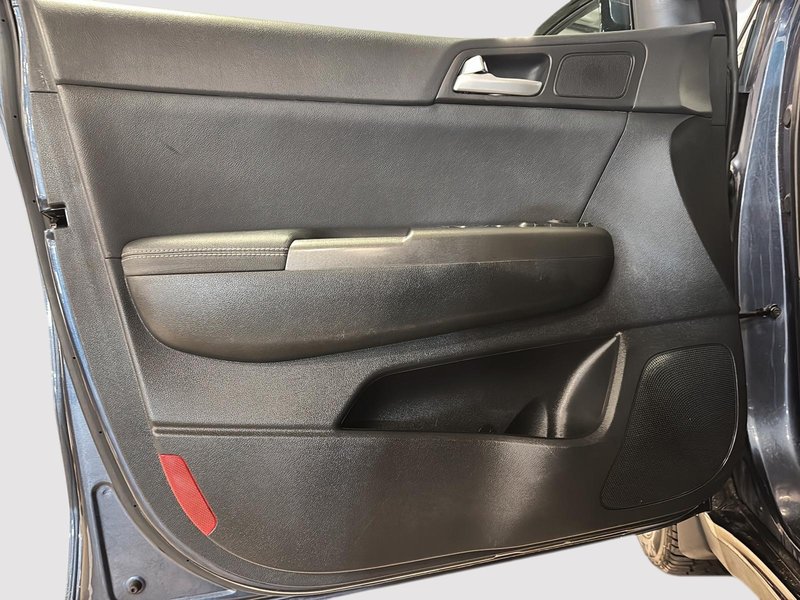 2021 Kia Sportage EX AWD + Panoramic roof + Carplay