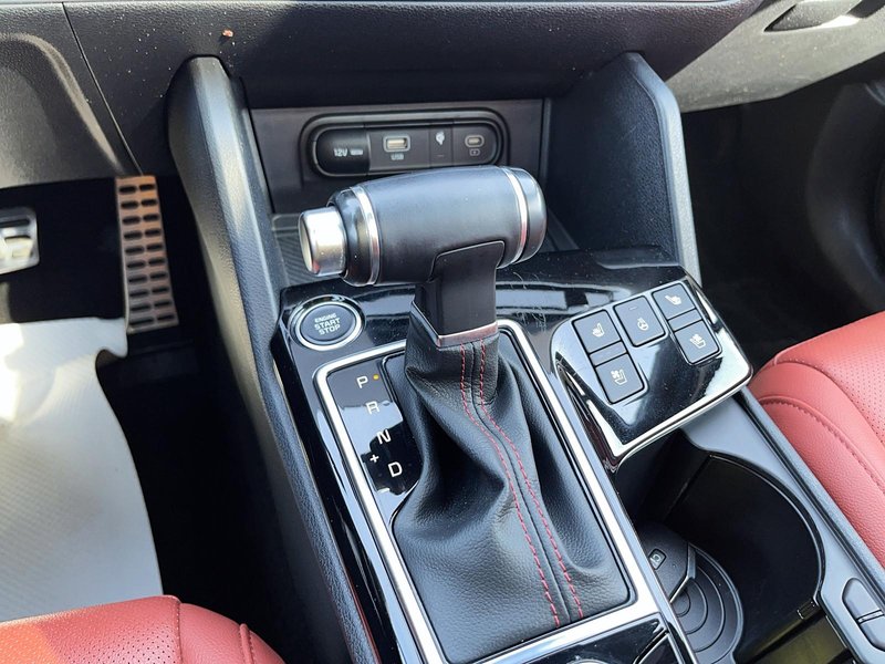 2023 Kia Sportage EX Premium AWD + Sunroof + Leather + Backup camera