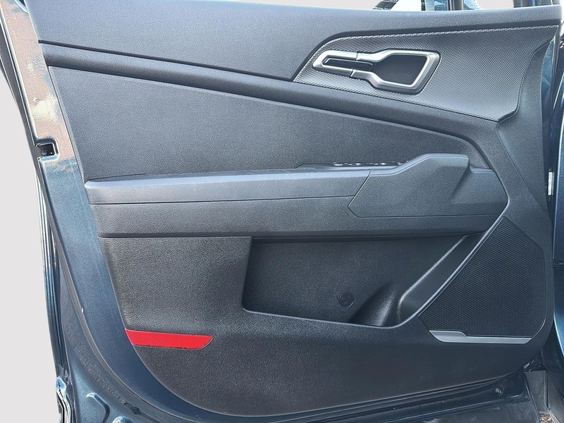 2024 Kia Sportage LX Heated seats - Apple Car Play