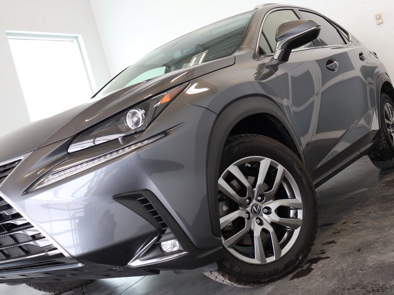 2020 Lexus NX 300 AWD TOIT-OUVRANT | LEATHER - WINTER TIRES - LOW KM |