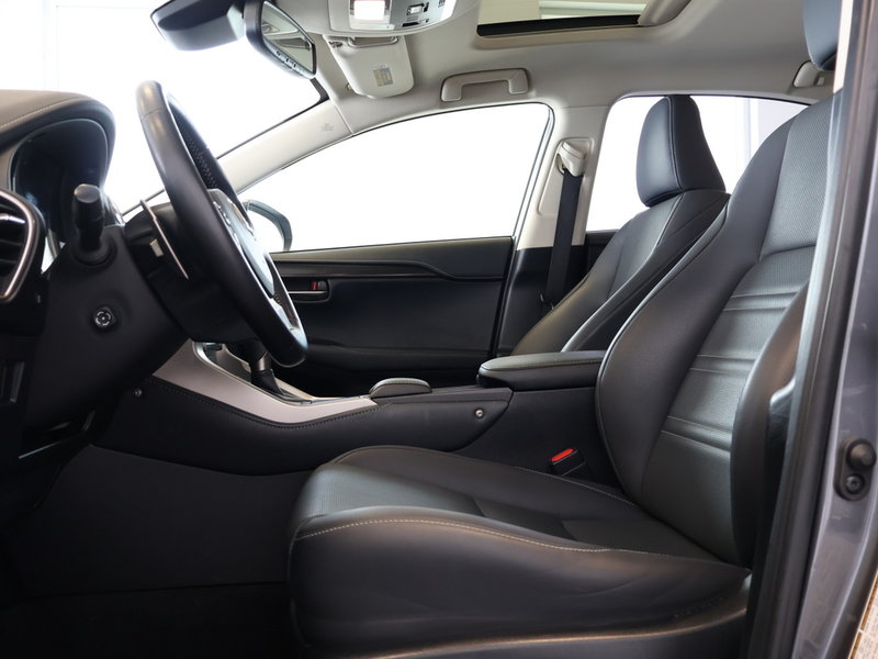 2020 Lexus NX 300 AWD TOIT-OUVRANT | LEATHER - WINTER TIRES - LOW KM |