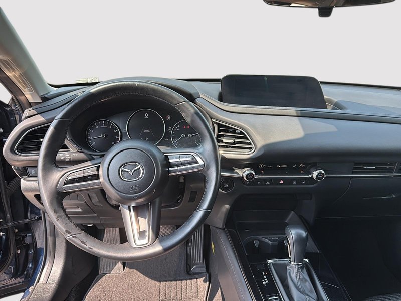 2023 Mazda CX-30 GS Carplay + heated seats + Back up cam