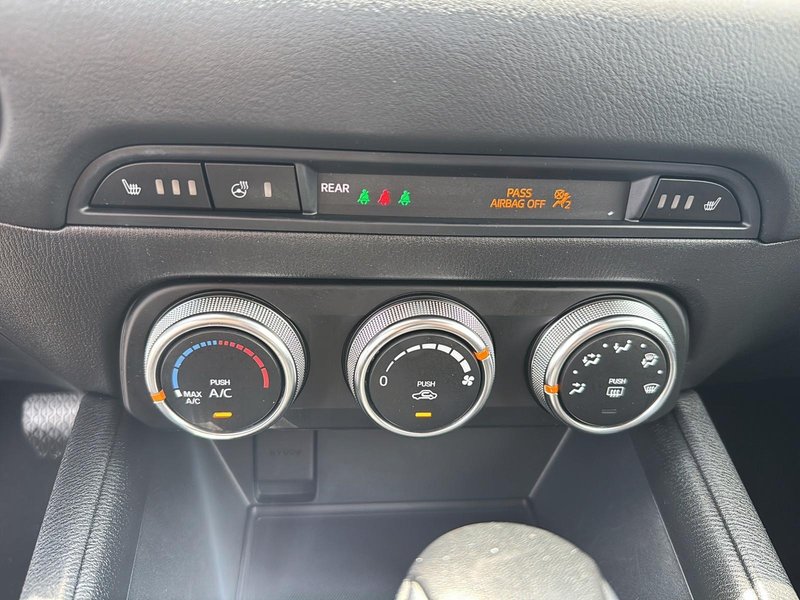 2019 Mazda CX-5 GS AWD + Carplay + Back up camera + Heated seats