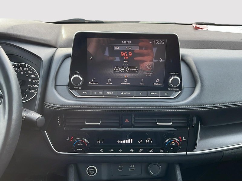 2021 Nissan Rogue SV AWD + Heated seats + Carplay