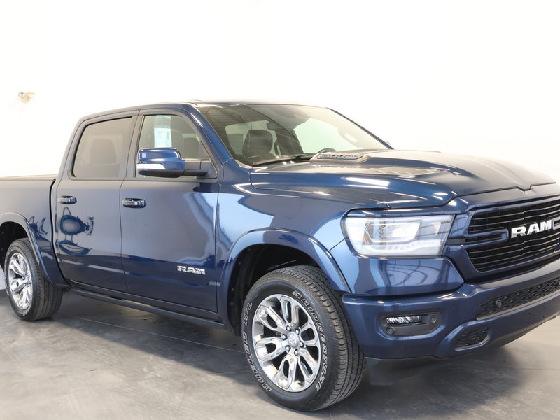 Ram 1500 Laramie Sport Crewcab V8 4X4 2022 | Toit-Panoramique - Marche-Pied Electrique|