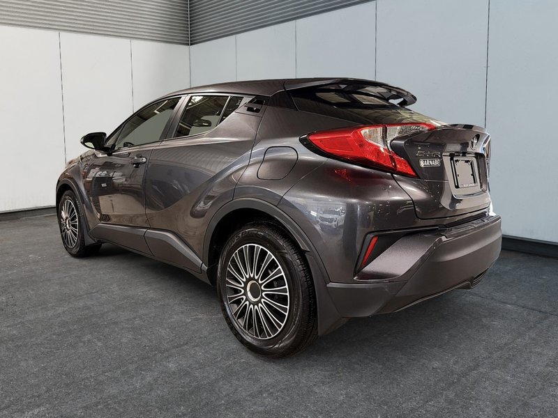 2019 Toyota C-HR  A/C + Backup camera