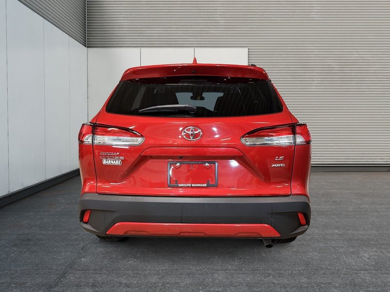 2022 Toyota Corolla Cross LE AWD + CARPLAY + BACK UP CAMERA