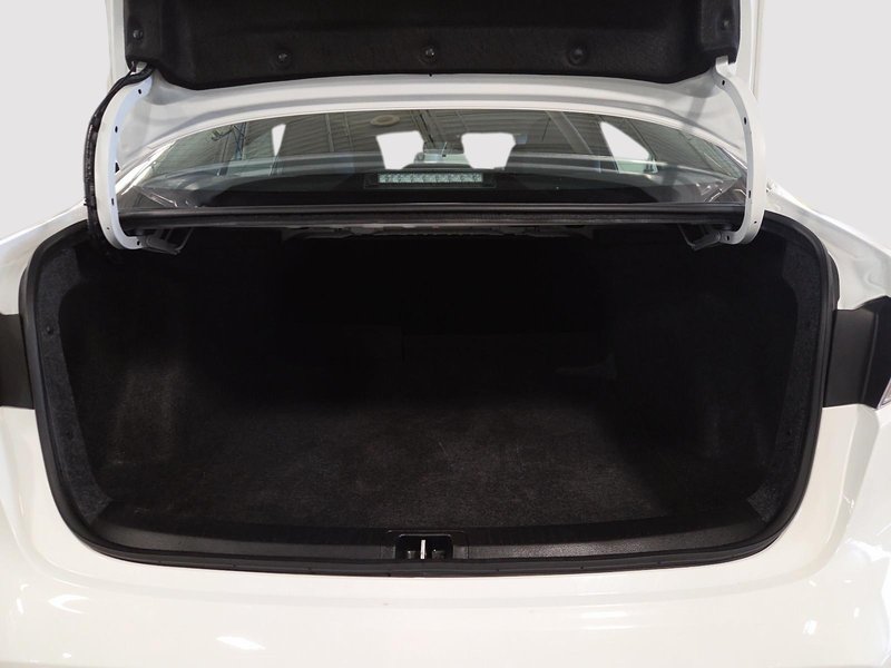 Toyota Corolla LE 2025 Toit Ouvrant +Sièges chauffants + Camera de recul