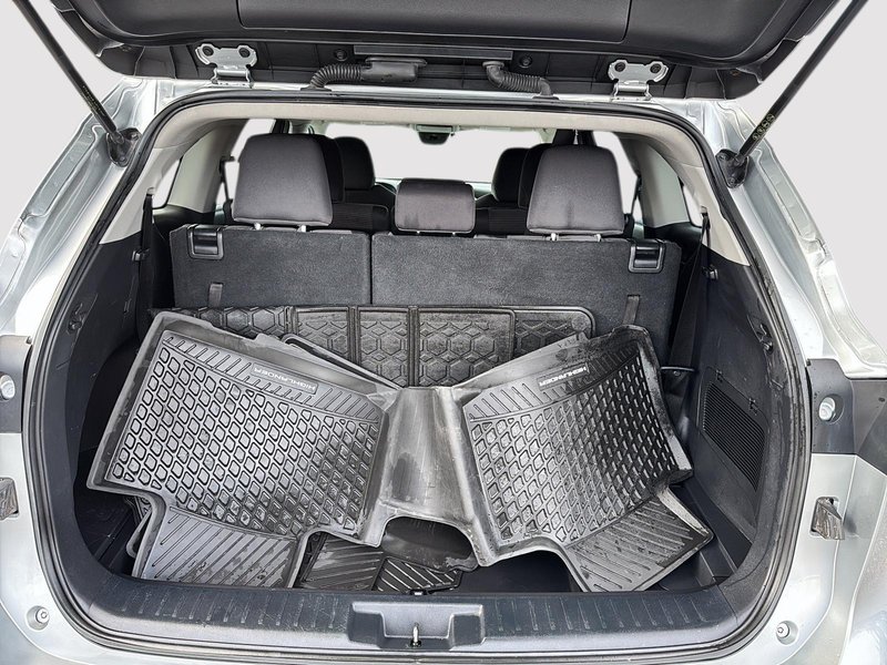 Toyota Highlander LE 2020 AWD + Sièges chauffants + Caméra de recul