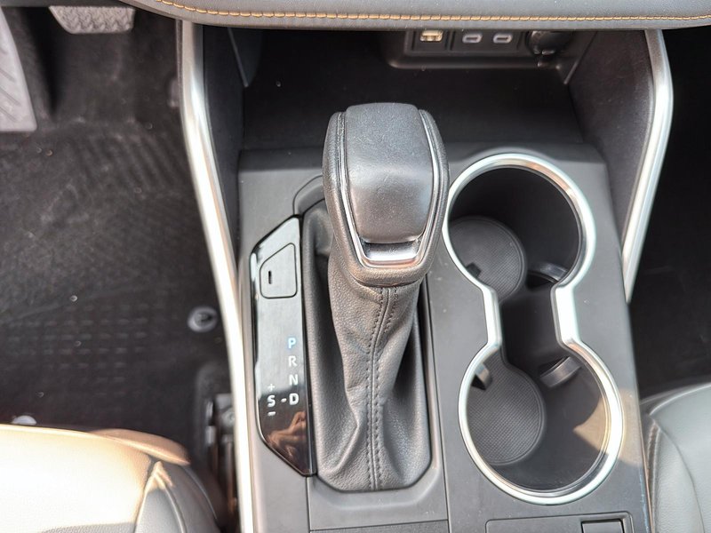 Toyota Highlander Hybrid XLE AWD 2023 SIÈGES MEMOIRES - VOLANT CHAUFFANT - NAVIGATION