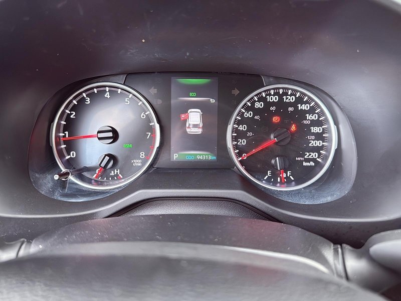 Toyota RAV4 LE 2021 Sièges chauffants - Apple Car Play